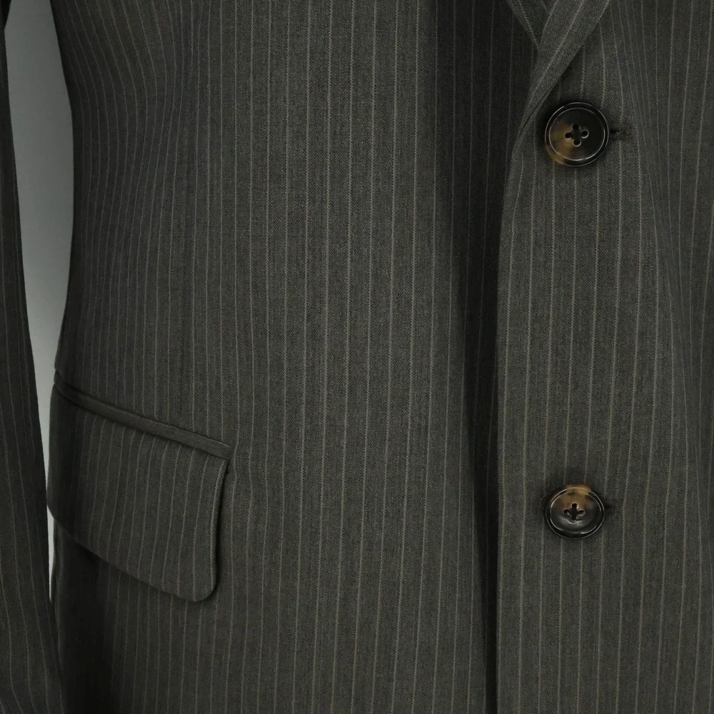 Jos A Bank Suit Mens 43R Gray Pinstripe Wool Pleated Cuffed Pants Single Vent